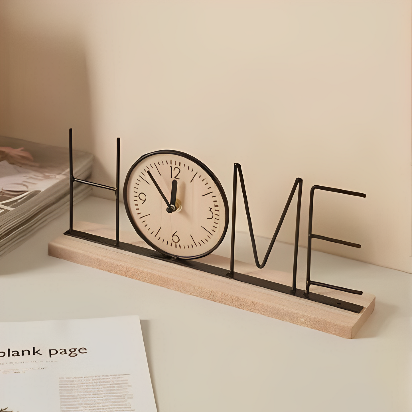 Uhr Tisch Design Industriell Schriftzug HOME