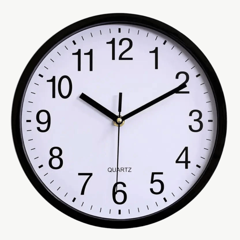 Klassische Wanduhr