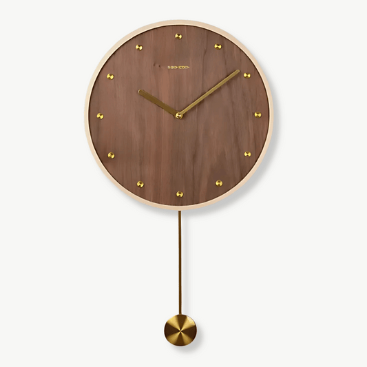 Moderne Wanduhr mit Pendel