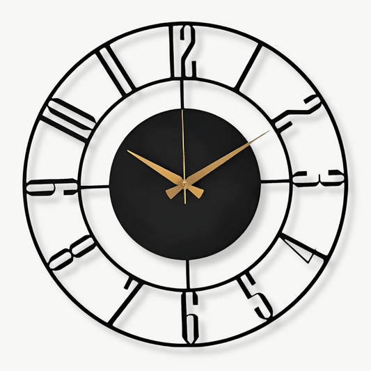 Moderne Wanduhr aus schwarzem Holz