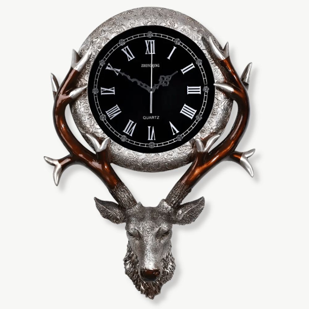 Wanduhr mit Hirschmotiv