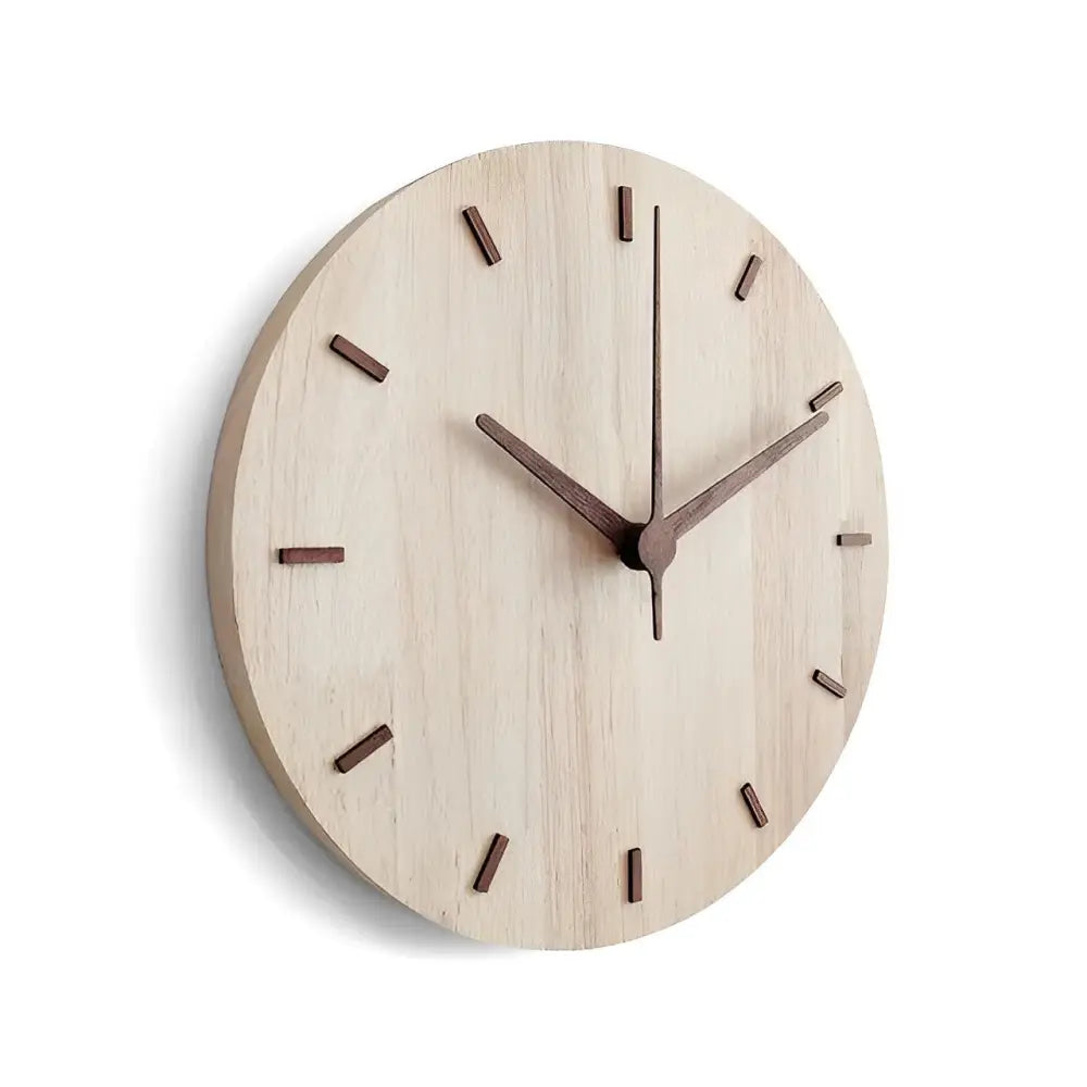 Minimalistische Wanduhr aus Holz