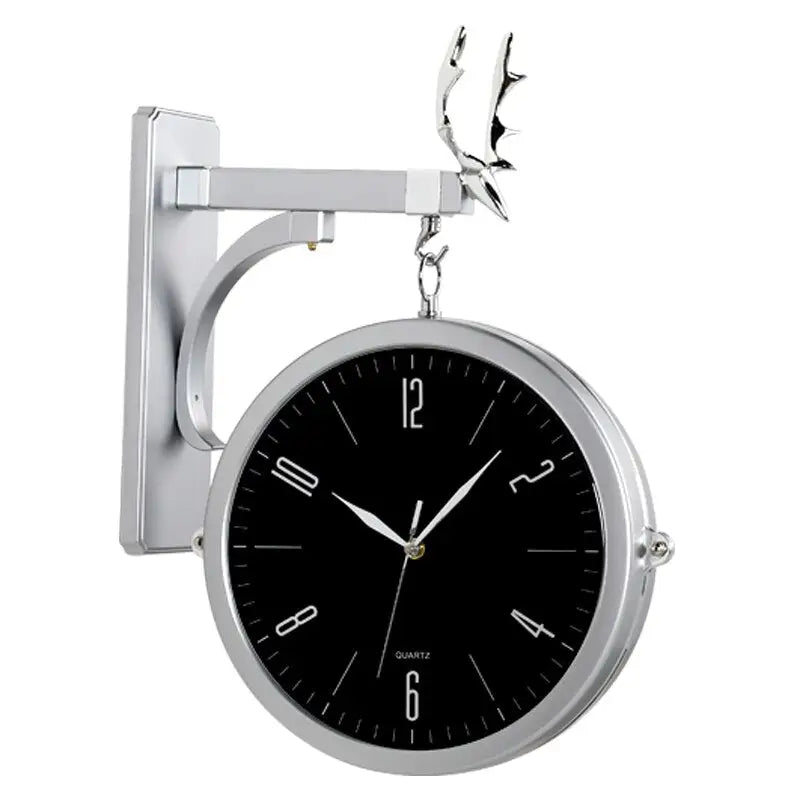 Moderne Doppelseitige Uhr