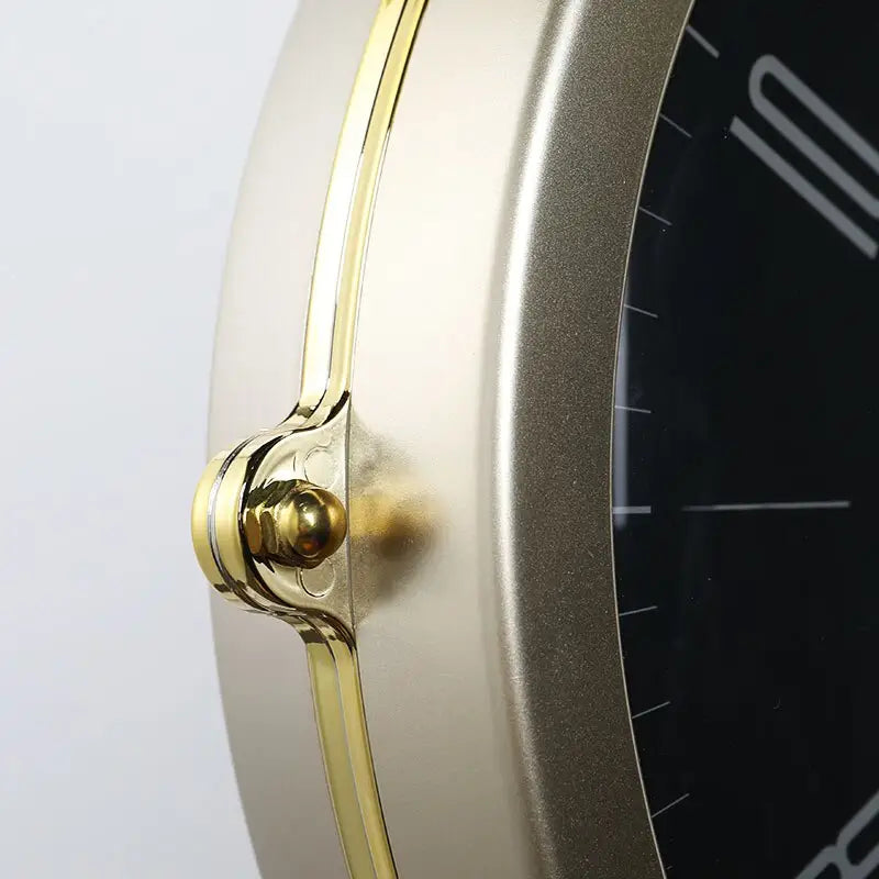 Moderne Doppelseitige Uhr