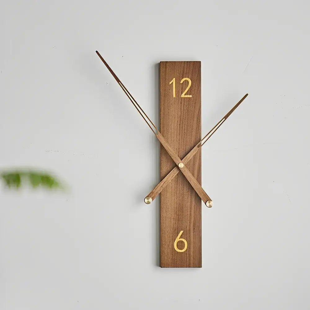 Moderne Wanduhr Massivholz