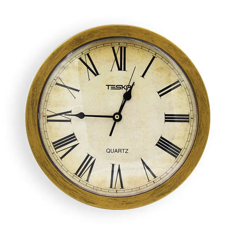 Wanduhr mit Geheimfach