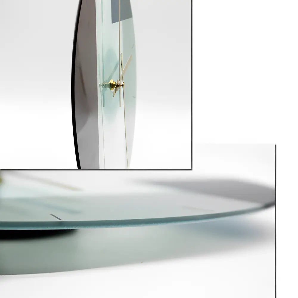 Wanduhr Design aus Glas
