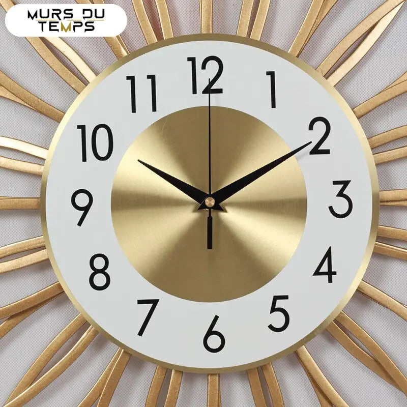 Wanduhr Goldene Blume Design