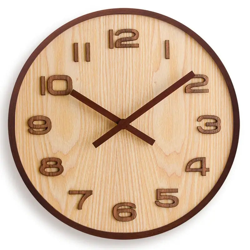 Wanduhr aus Nussbaumholz