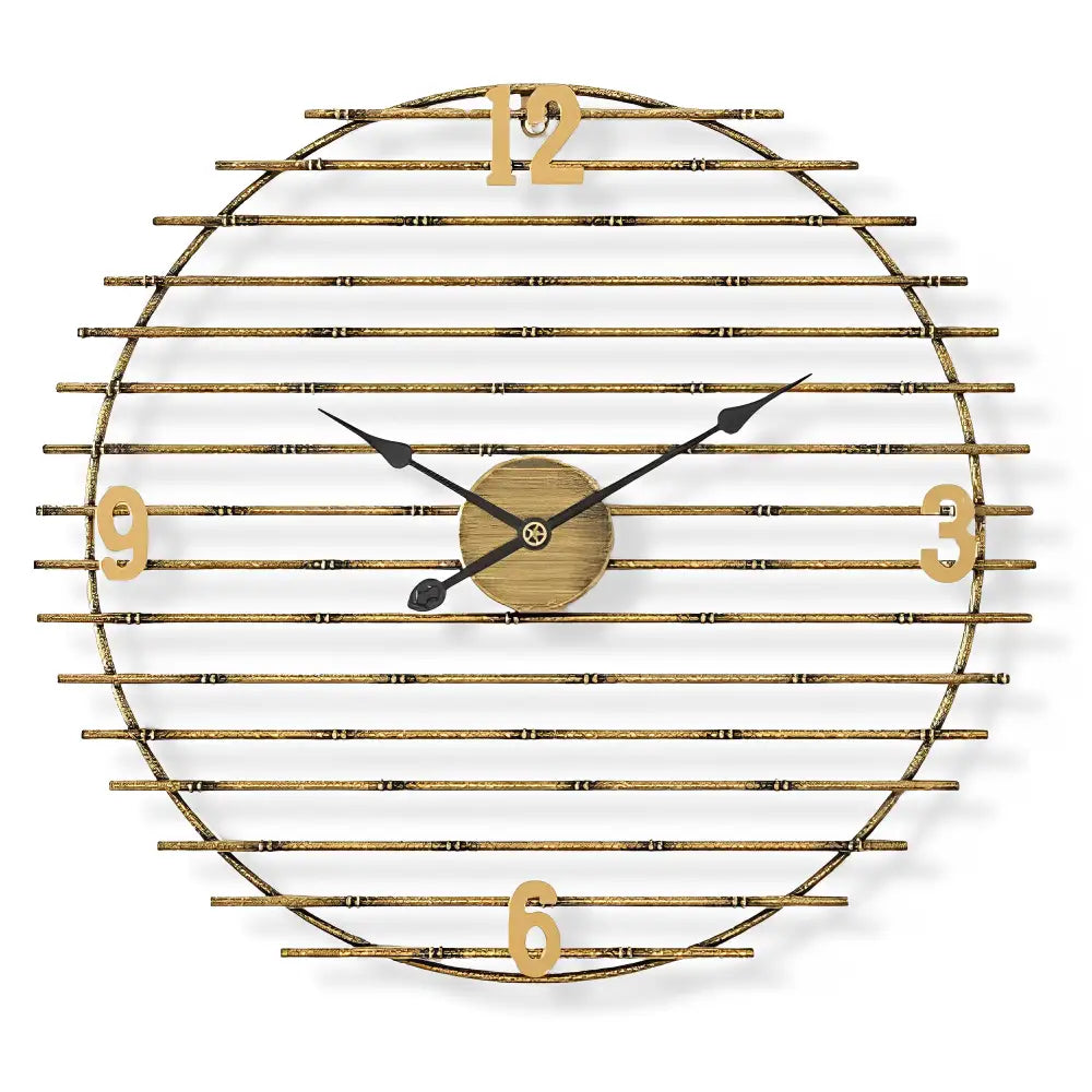 Wanduhr aus goldenem Metall