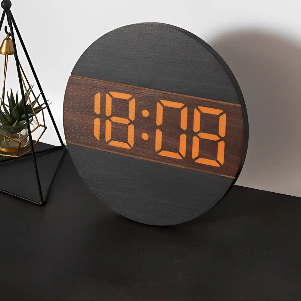 Wand-LED-Uhr aus Holz