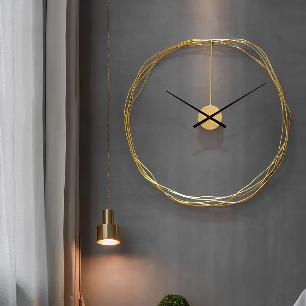 Wanduhr Goldener Drahtkreis