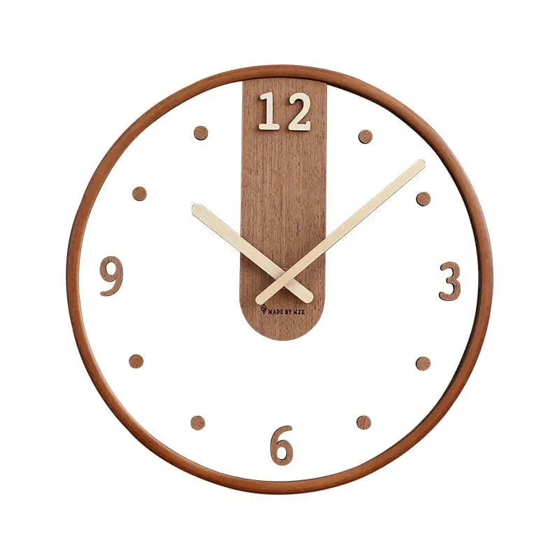 Originelle Wanduhr aus Holz