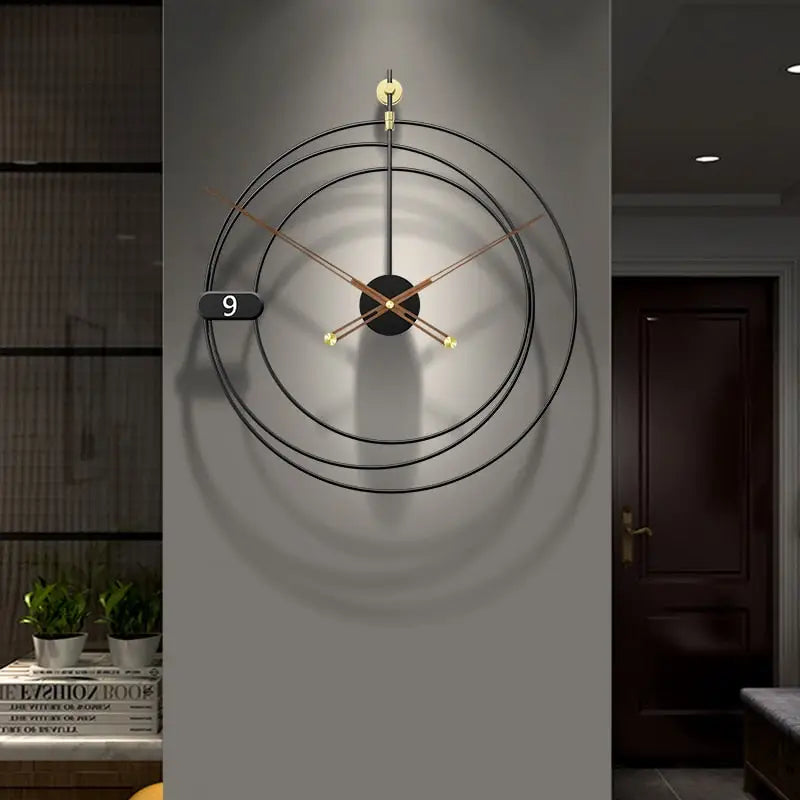 Moderne geometrische Wanduhr