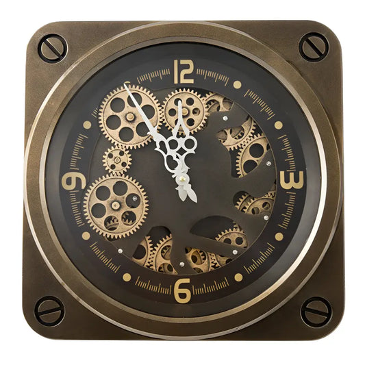 Uhr im europäischen Stil