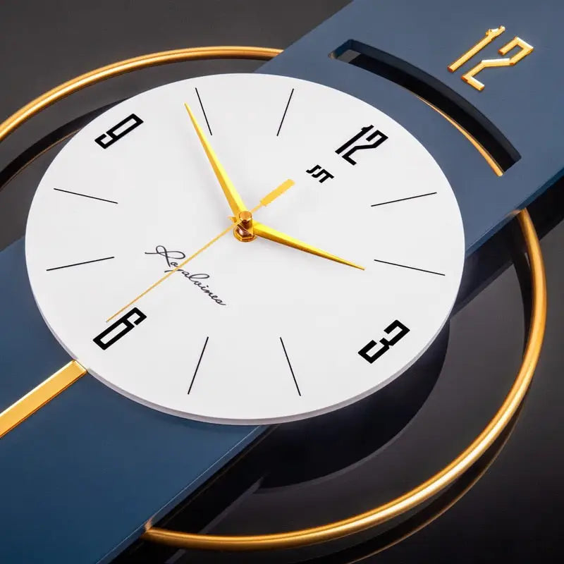 Design-Wanduhr