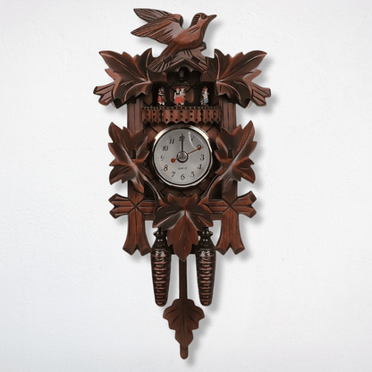 Traditionelle Holz Kuckucksuhr