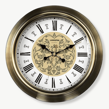 Alte barocke Wanduhr