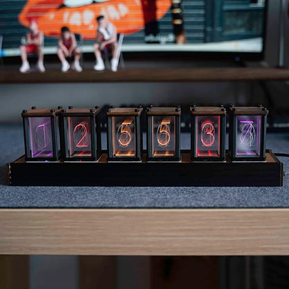 Retro-futuristische Nixie-Uhr