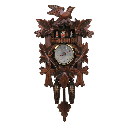 Traditionelle Holz Kuckucksuhr