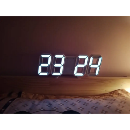 Digitale LED-Wanduhr