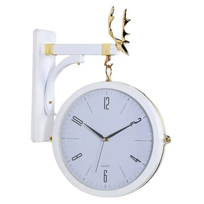 Moderne Doppelseitige Uhr