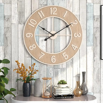 Skandinavische Wanduhr aus Naturholz