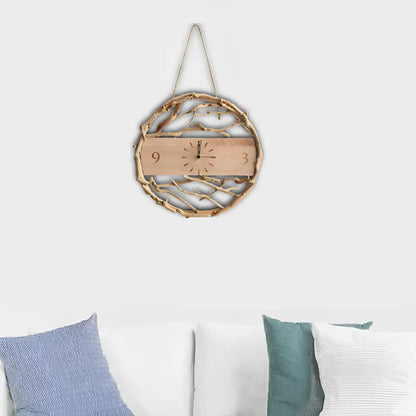 Wanduhr aus natürlichen Zweigen