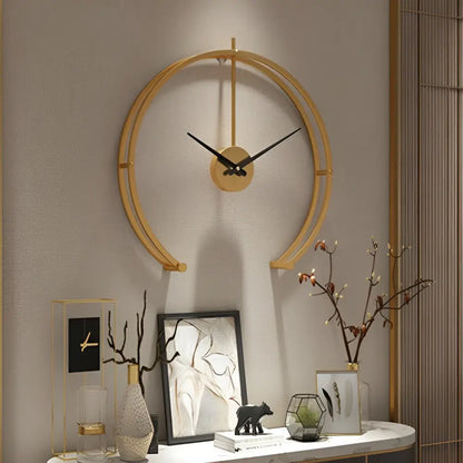 Wanduhr offener Kreis