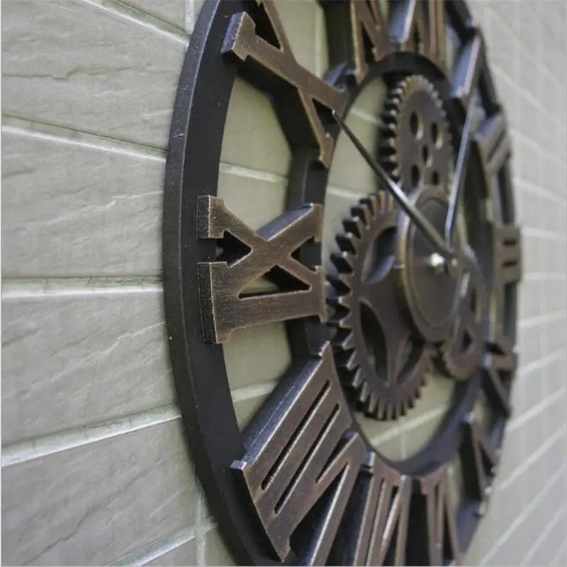 Große Wanduhr