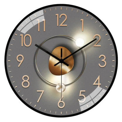 Wanduhr Licht und Schatten