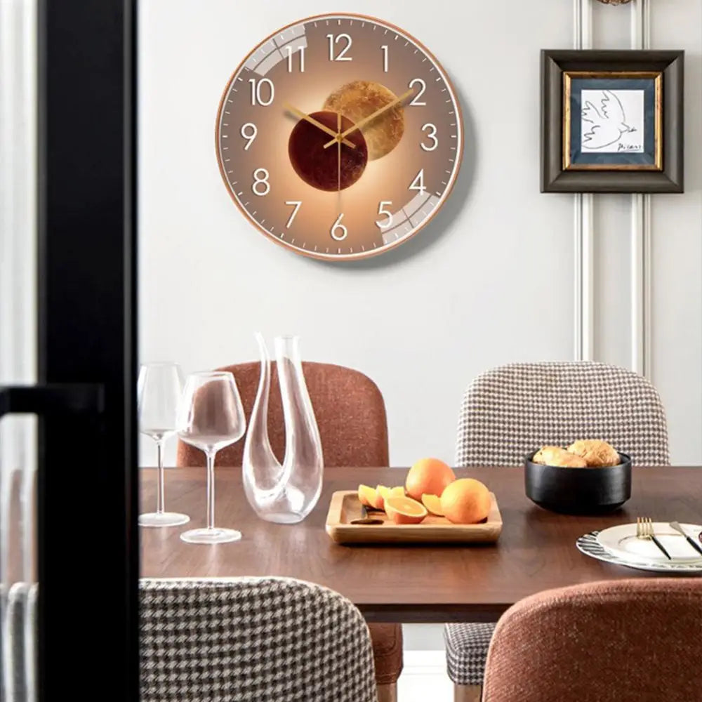 Wanduhr Licht und Schatten
