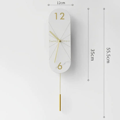 Wandpendeluhr Design mit Pendel